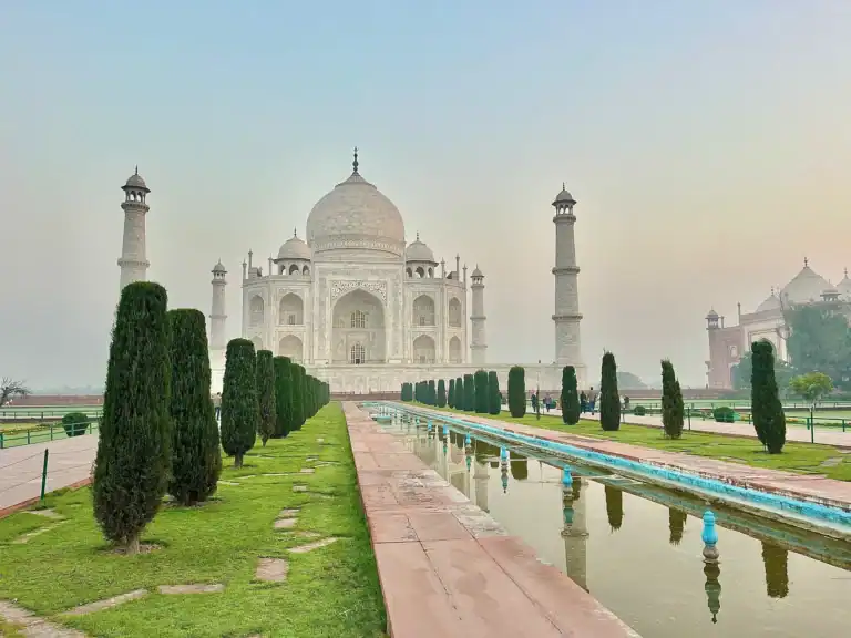 View of Taj Mahal at sunrise in Agra, 2 weeks India Itinerary