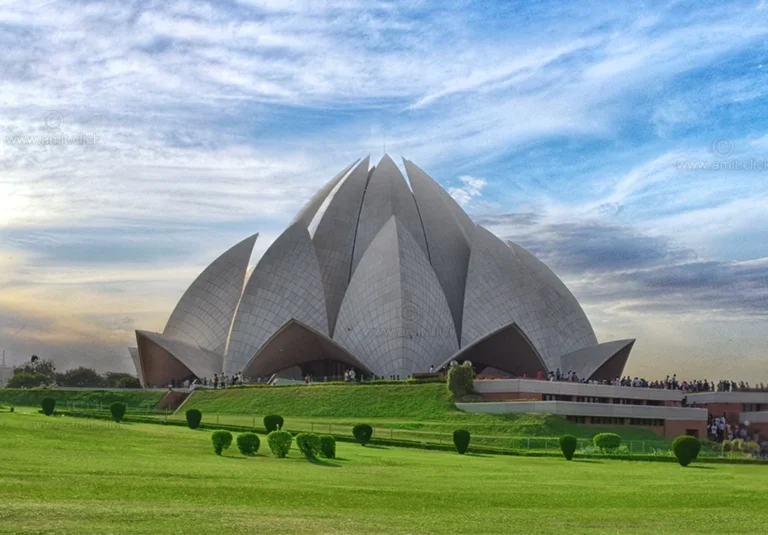 Lotus Temple in New Delhi